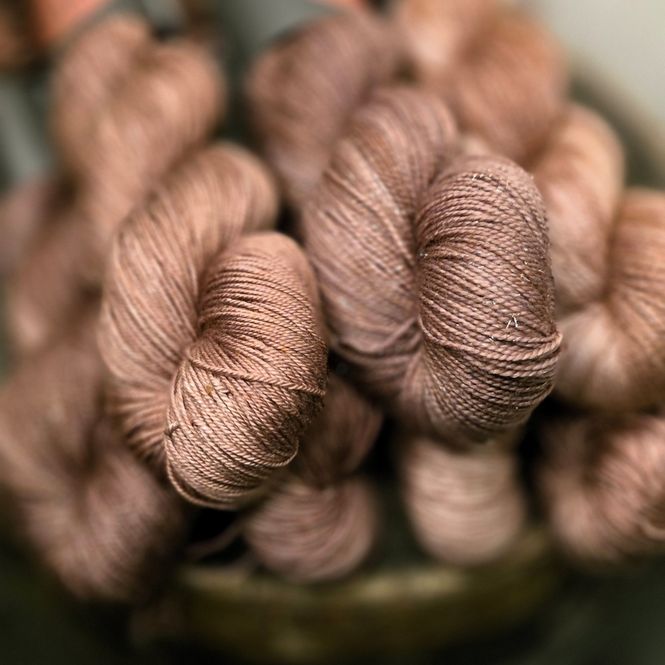 Hovedbilde Rosa Muldvarp - Mørk
